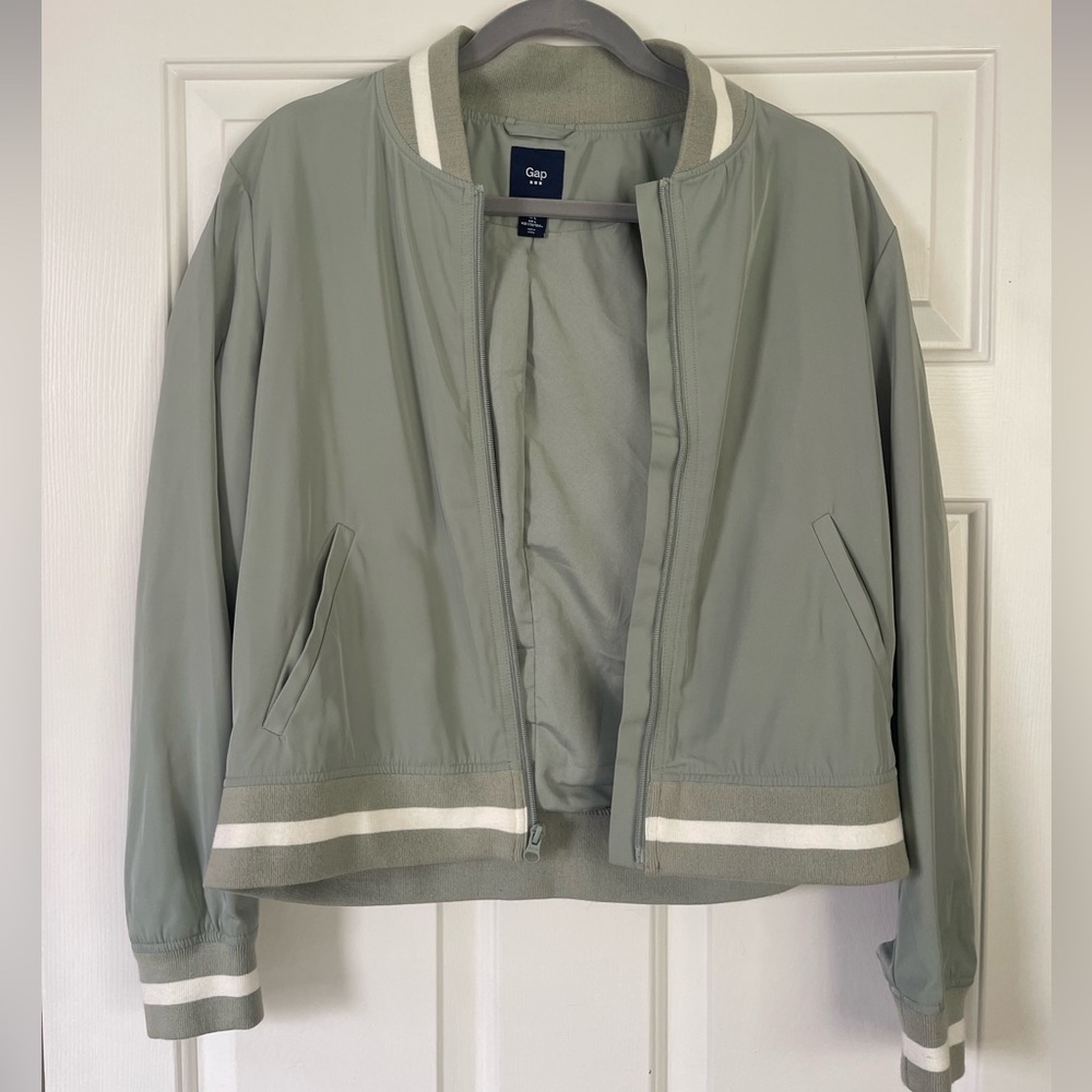 GAP light green bomber jacket